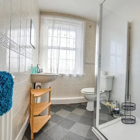 Coastguards 度假居 *